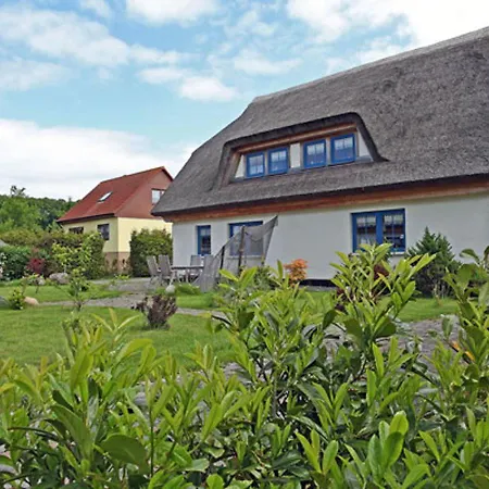 Bodden & 3 Apartment *