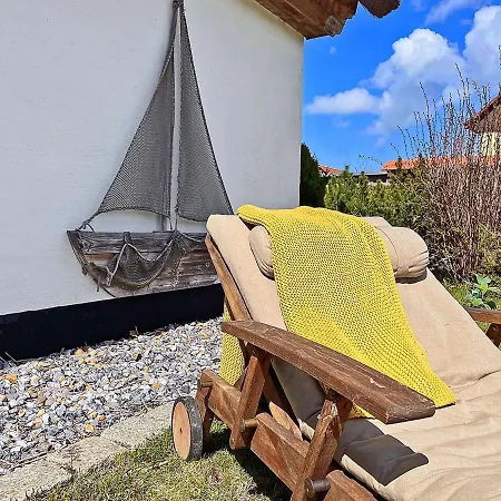 Bodden & 3 Apartment *